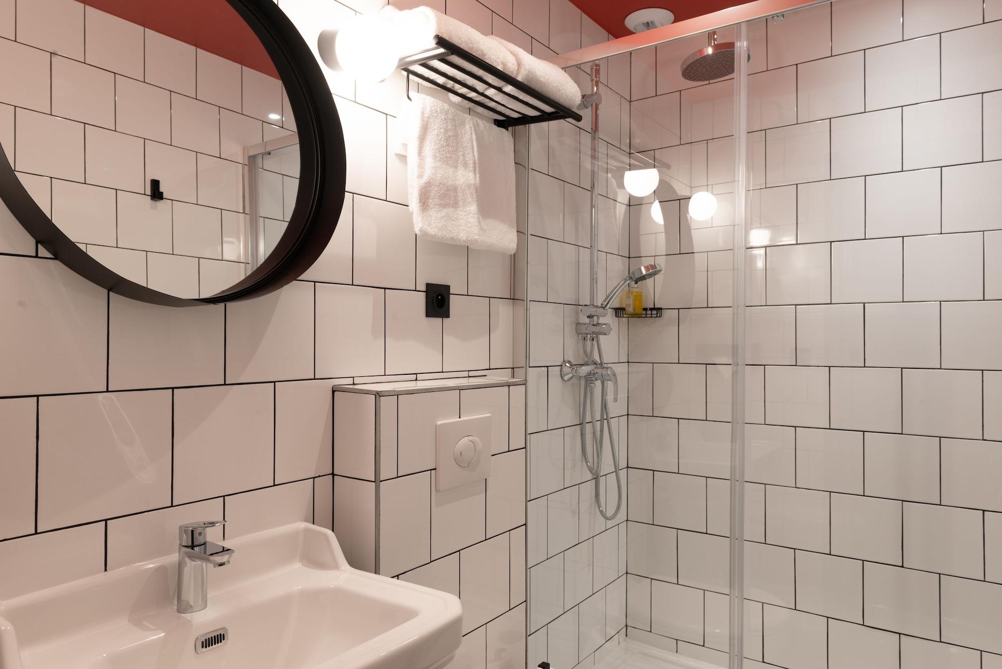 Hotel Bristol Реймс Екстериор снимка